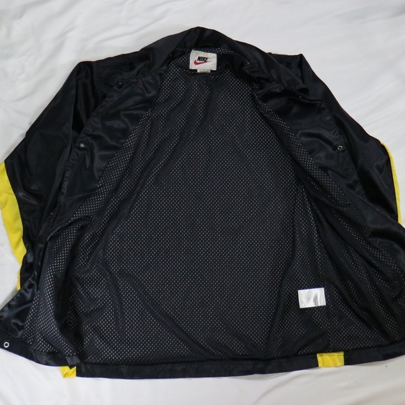 VTG NIKE Satin Black and Yellow Snap Button Jacket - Picture 7 of 8